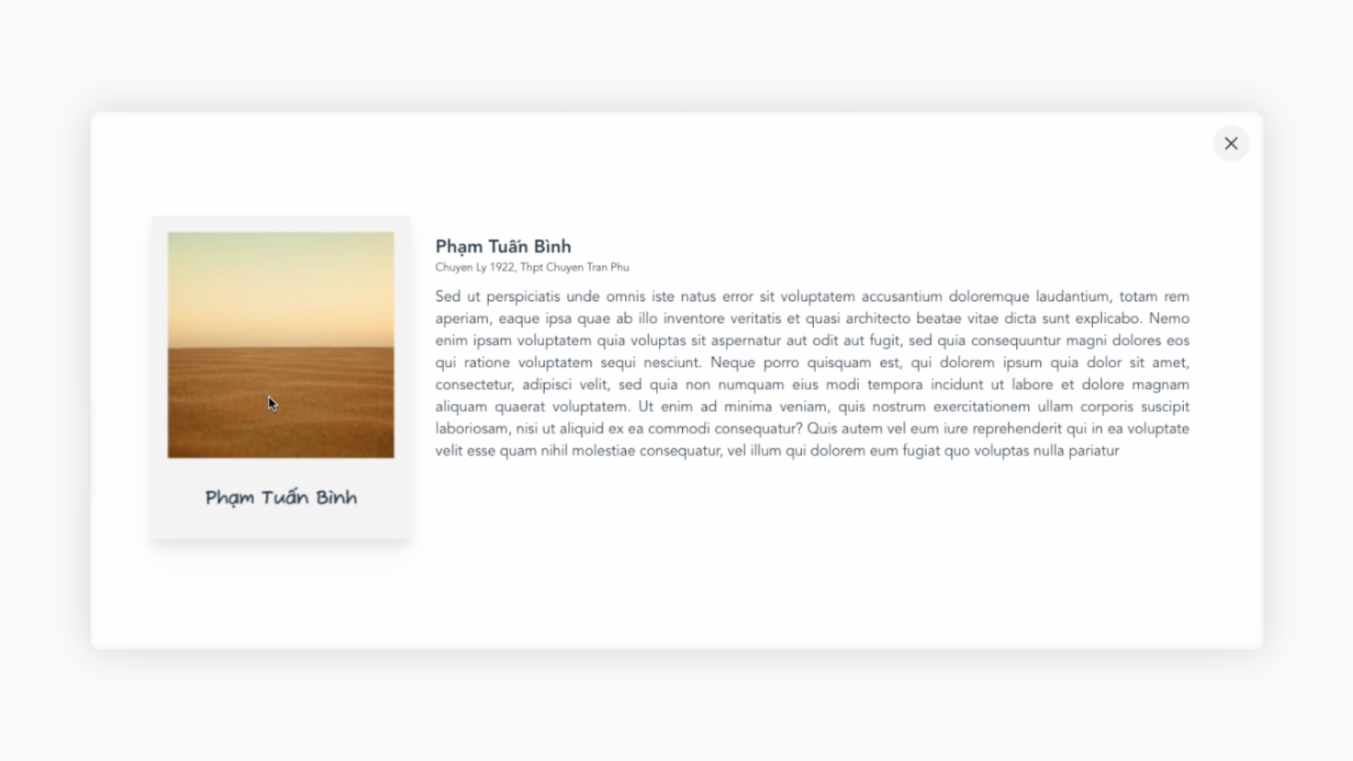 You can click a Polaroid card to view it&rsquo;s content.